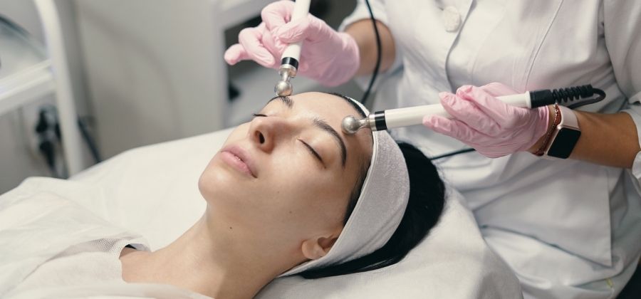 Opinião sobre eletroestimulação facial: eficaz ou não?