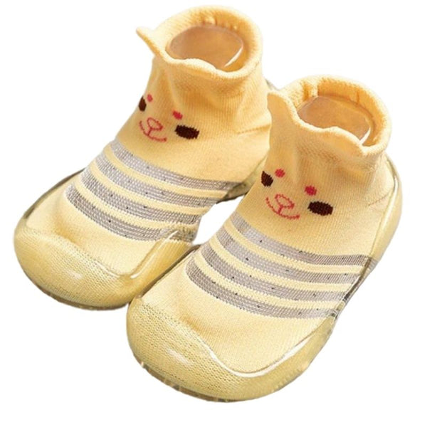 Rutschfeste Babyschuhe aus Socken