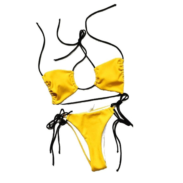 <tc>Plus size string bikini</tc>